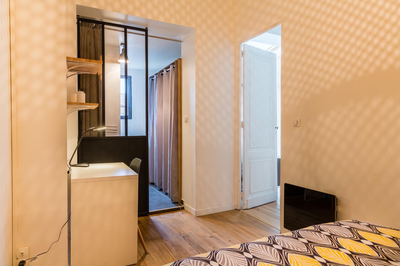 Quiet Apartment Close To The Center Бордо Екстериор снимка